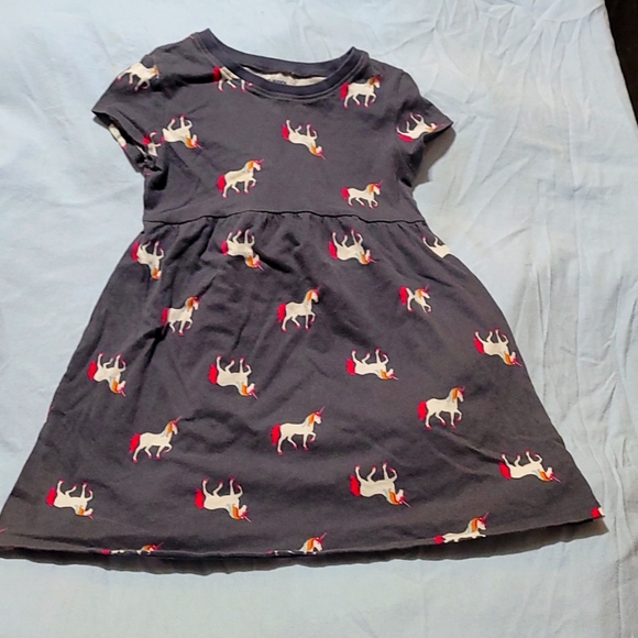 Dress, 4t, Old Navy, gray with unicorns print, soft tshirt fabric. - Picture 1 of 3